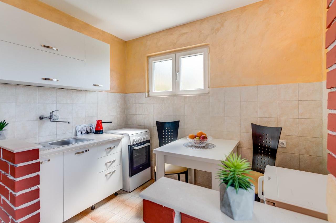 Libra Apartments Τίβατ Εξωτερικό φωτογραφία